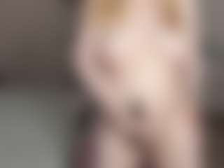 Live cam show with annabigass - Chubby on Adult Interactions