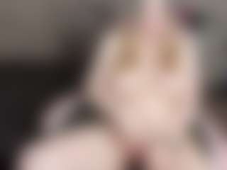annabigass's Live Sex Cam Show