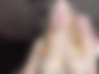 Live cam show with annabigass - Chubby on Camsoda