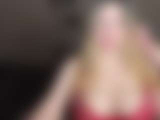 Live cam show with annabigass - Flashing on Porn Luv