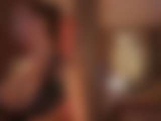 Live cam show with Annie Connors - Dirty on Camsoda