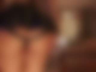 Live cam show with Annie Connors - Anal on TottyGirls