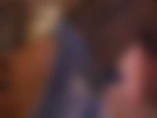 Live cam show with Annie Connors - Squirt on crypto-cams