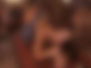 Live cam show with Annie Connors - Blowjob on CamwithHer