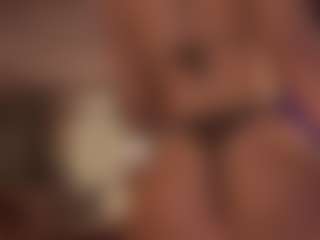 Live cam show with Annie Connors - Blowjob on makecum.org