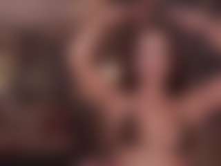 Live cam show with Annie Connors - Brown Hair on boobsie.com