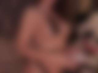 Live cam show with Annie Connors - Dildo on 1on1-livenow