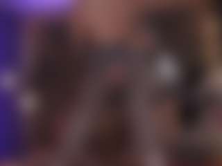 Live cam show with Annie Connors - Roll on x69.live