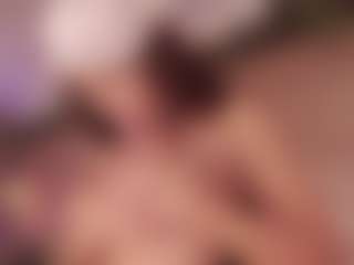 Annie Connors's Live Sex Cam Show