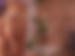 Live cam show with Annie Connors - Squirt Toys on sexylive.show