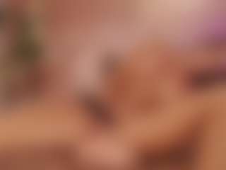 Annie Connors's Live Sex Cam Show