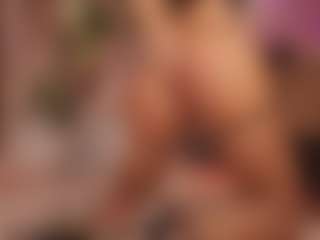 Annie Connors's Live Sex Cam Show
