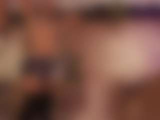 Live cam show with Annie Connors - Big Ass Big Tits on Camsoda Late Night