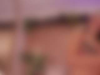 Live cam show with Annie Connors - Brown Hair on Soda Cam