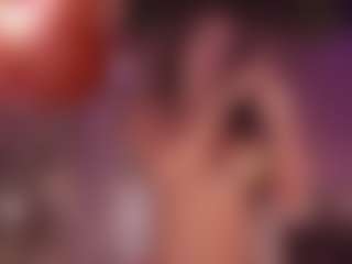 Live cam show with Annie Connors - Petite on Camsoda