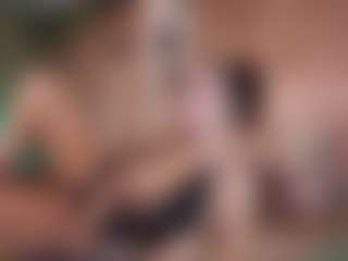 Annie Connors's Live Sex Cam Show