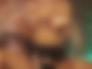 Annie Connors's Live Sex Cam Show