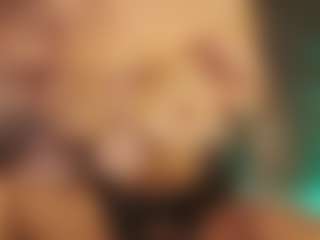 Annie Connors's Live Sex Cam Show