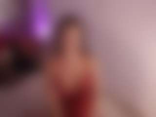 Live cam show with Annie Connors - Squirt Toys on Chatstar