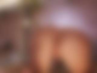Annie Connors's Live Sex Cam Show