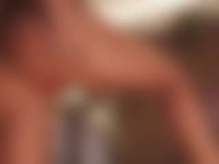 Live cam show with Annie Connors - Anal Latina on eurowanks.com