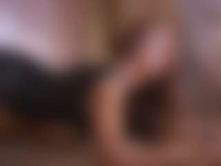 Live cam show with Annie Connors - Dildo Or Vibrator on liverealitysex.com