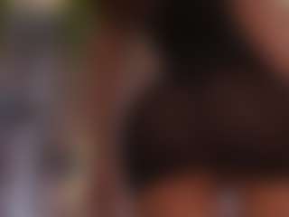 Live cam show with Annie Connors - Indian Petite on boobsie.com