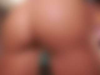 Annie Connors's Live Sex Cam Show