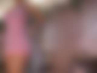 Live cam show with Annie Connors - Argentinian on Strip Flash - Live Sex Shows