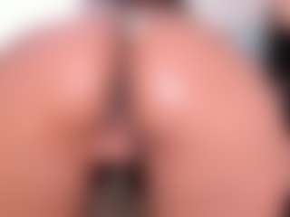 Katie Hill MILF webcam performer live streaming