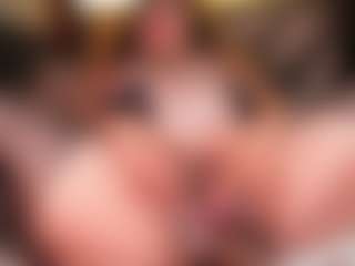 Live cam show with Katie Hill - Flirt MILF on Milfs Live