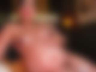 Katie Hill MILF webcam performer live streaming