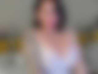 Live cam show with Sarah - Body Massage on anonymated.com