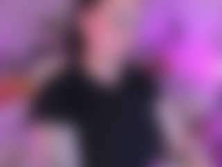 Live cam show with Sarah - Milk on eurowanks.com