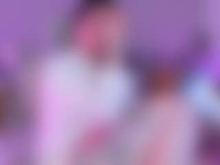 Live cam show with Sarah - Spit on Milfs Live