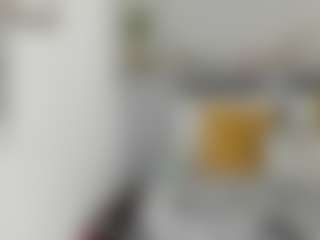 Live cam show with Sarah - Genital Piercings on Livezox