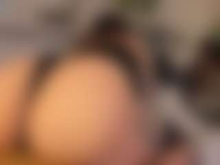Live cam show with Sarah - Genital Piercings on slutload