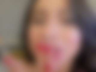 Live cam show with Sarah - Messy on studioflirtlive.com
