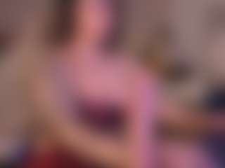 Live cam show with Sarah - Genital Piercings on Cam Slut