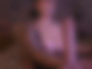 Live cam show with Sarah - Blonde Hair on xxxlivecams.org