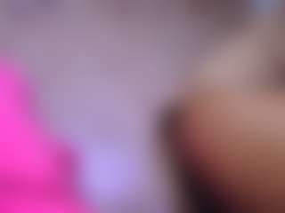 Live cam show with mariana - Nails on Mixed Magazine Live