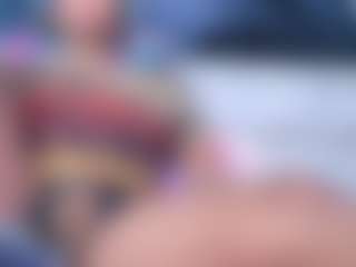 Live cam show with mariana - Green Eyes on xplaylive.com