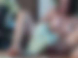 Live cam show with Squirtmania - Kitchen on Camsoda