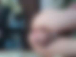 Squirtmania's Live Sex Cam Show