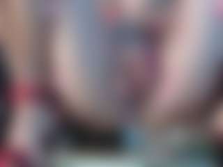 Live cam show with Squirtmania - Spank on Camming Site