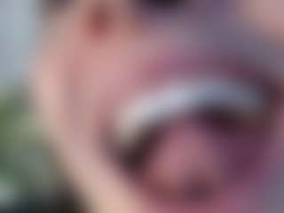 Squirtmania's Live Sex Cam Show