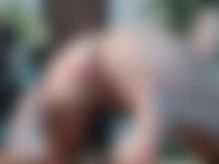 Squirtmania's Live Sex Cam Show