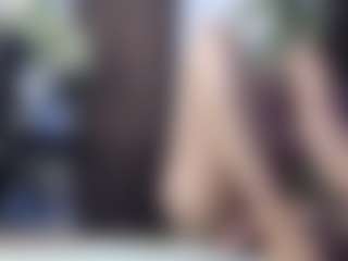 Live cam show with Squirtmania - Living Room on hotwifechat.live