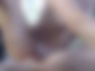 Live cam show with Squirtmania - Bikini on hrnylive.com