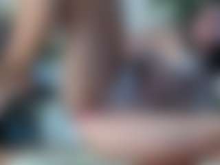 Squirtmania's Live Sex Cam Show